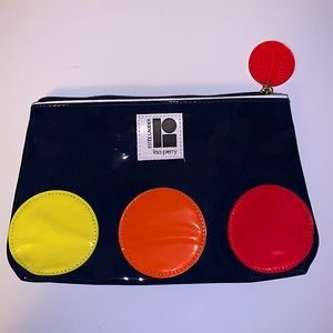 Estèe Lauder Lisa Perry Makeup Bag